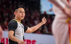 FIBA认错，果断换人，3裁判出炉，助裁曾执法CBA，中国男篮或受益